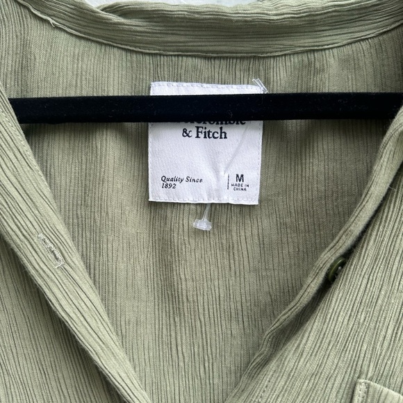 Abercrombie & fitch textured button down - Picture 4 of 4